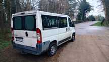 Peugeot Boxer 2.2 HDi , 2010 rok. 6 biegów 120 km, 9 osób.
