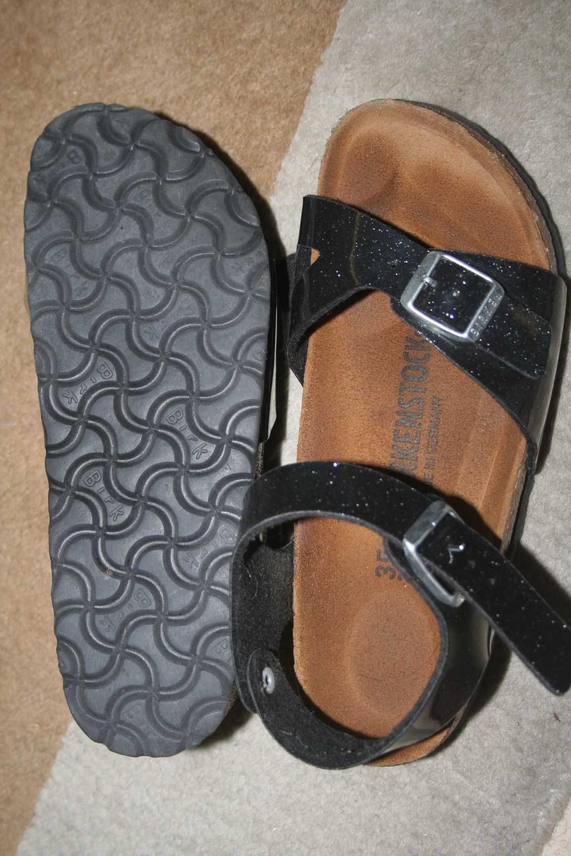 Sandálias BIRKENSTOCK nº 35 Preto