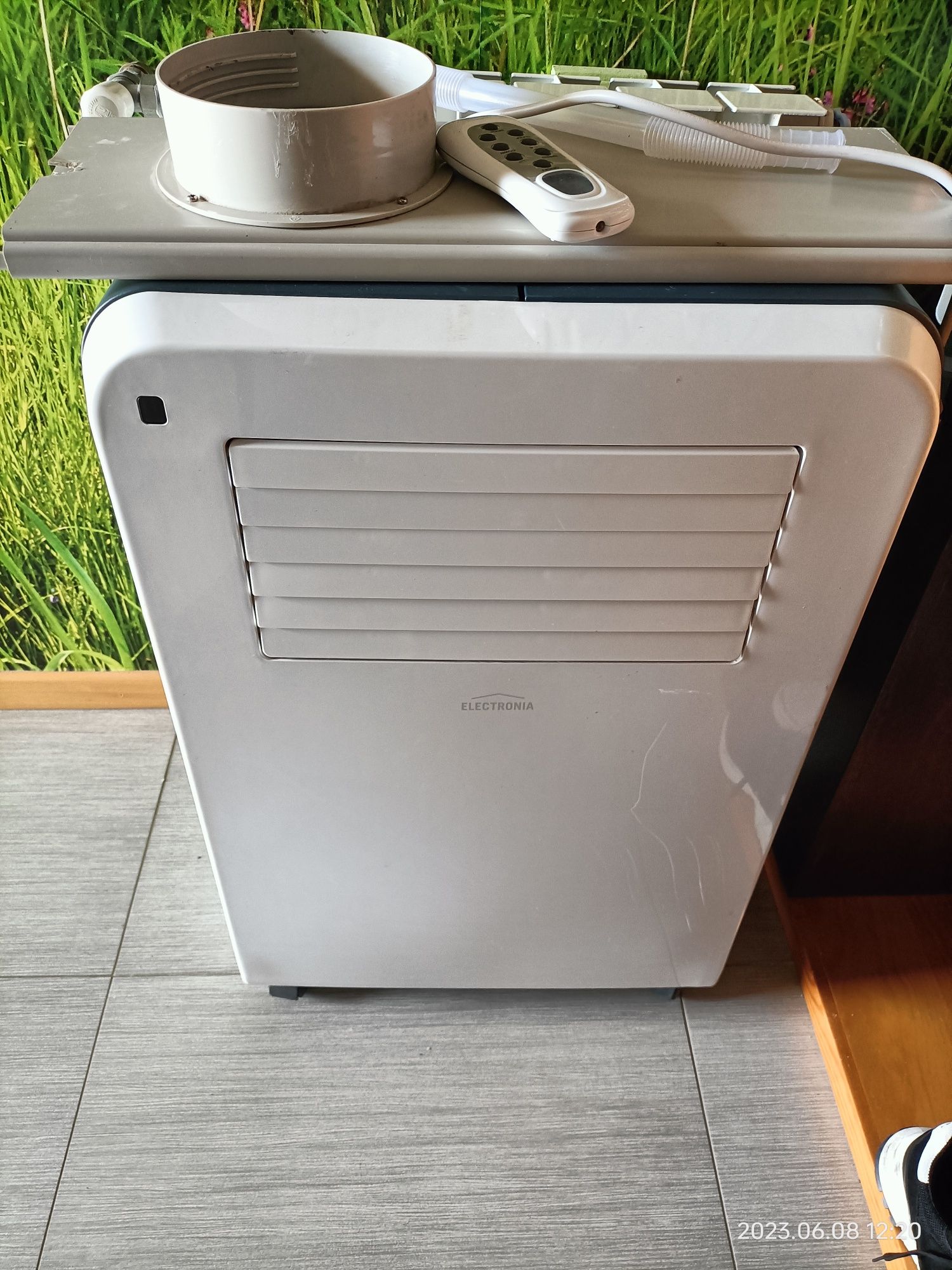 Ar condicionado e desumidificador portátil como novo