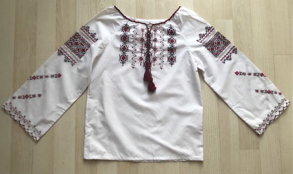 Украинский костюм на девочку 8-10 лет