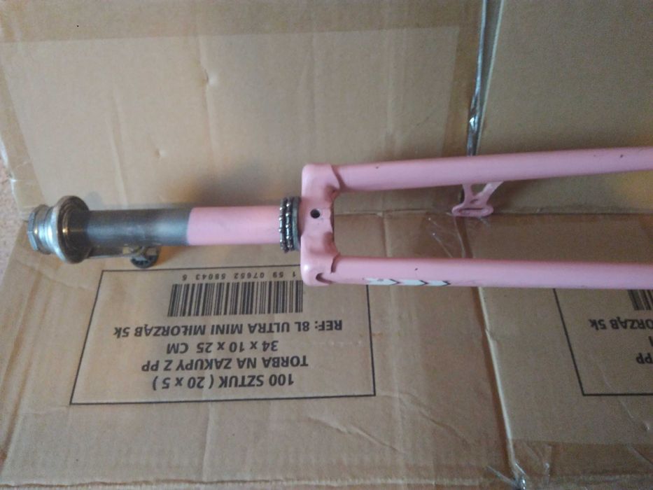 Widelec 1 cal, miejski, szosowy na koło 28 cali.