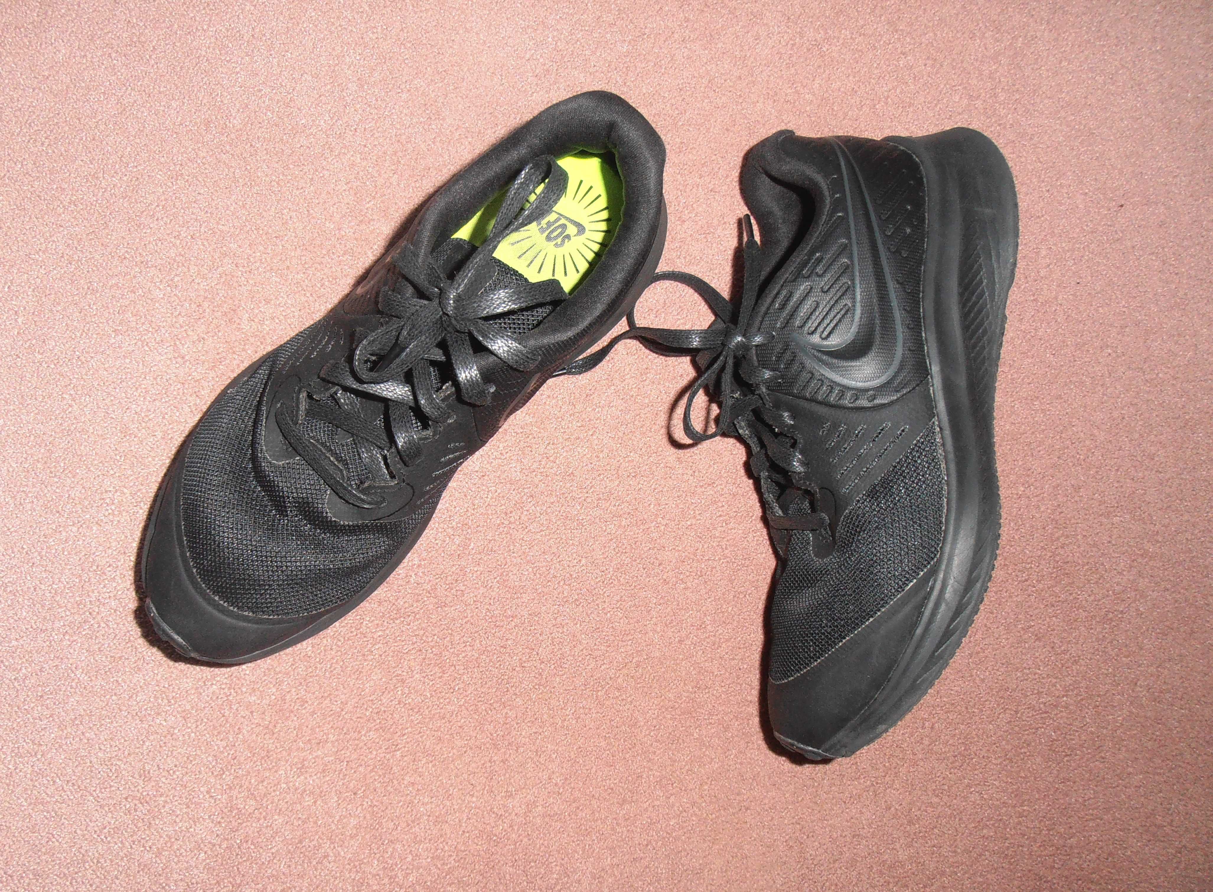 Кросівкі фірми Nike розмір 35,5 EUR оригінал унісекс
