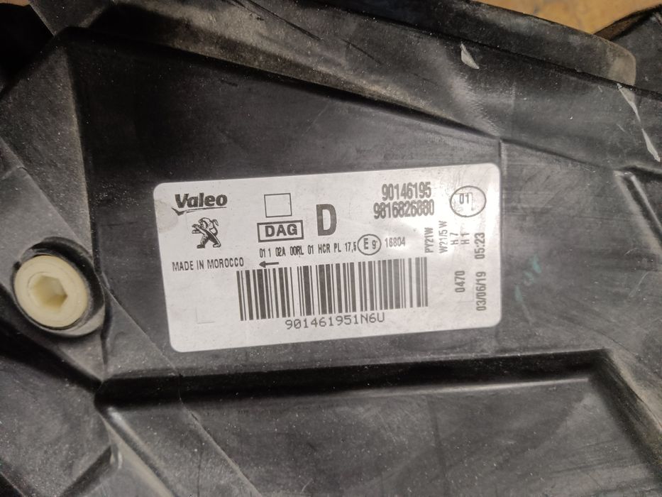 Farol Peugeot partner Rifter ótica 2022