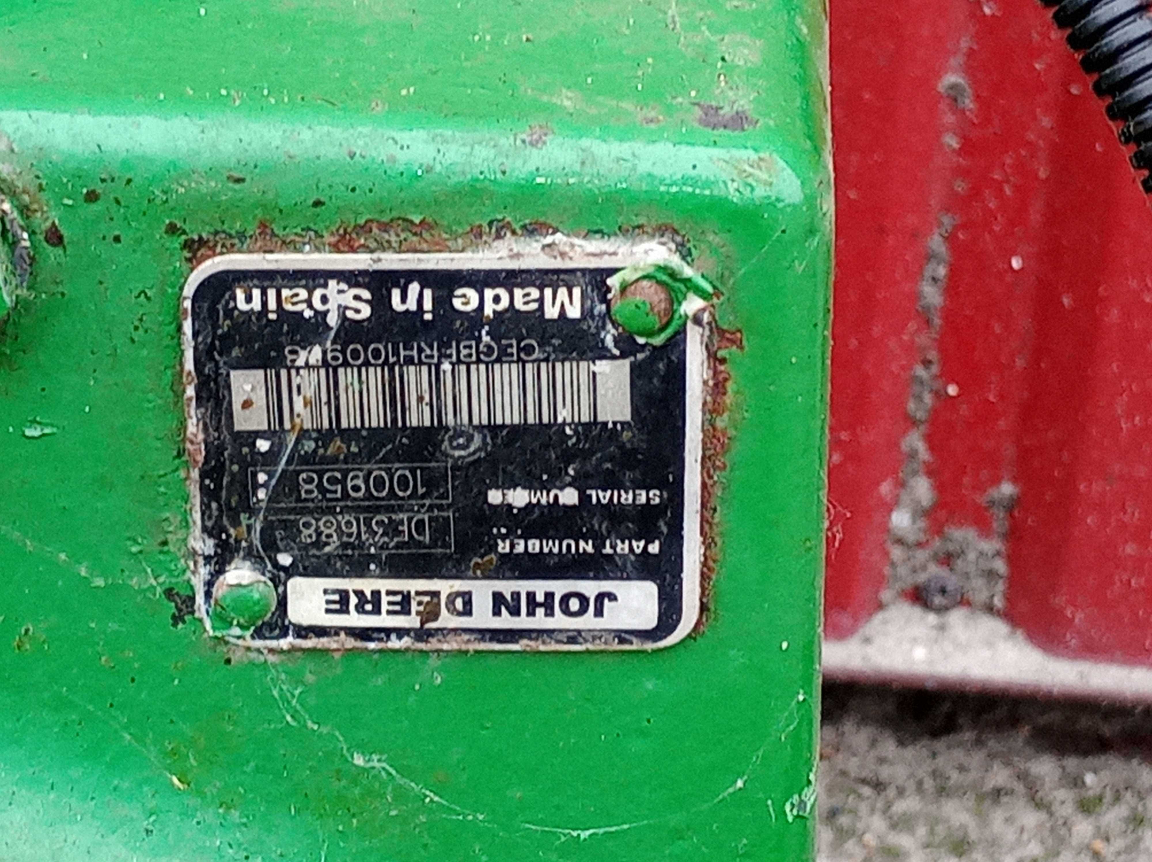 Przedni wom John Deere  1000 obr