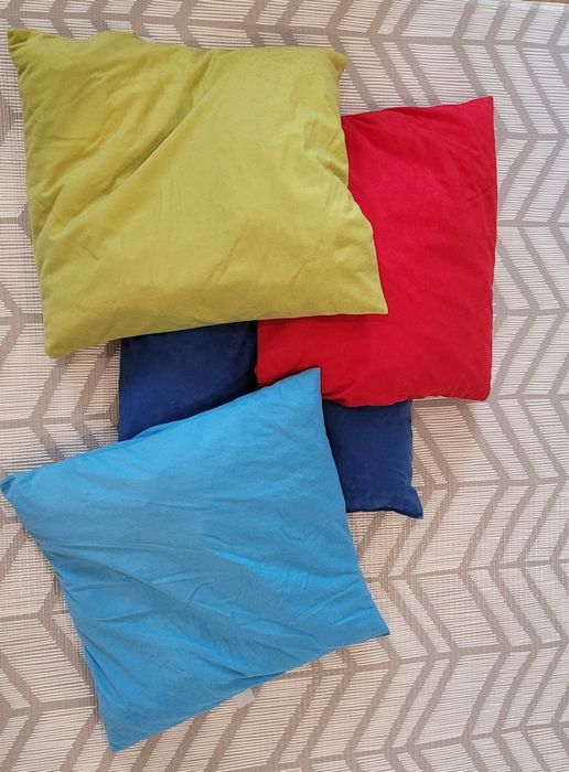 4 poduszki 50x50 różne kolory