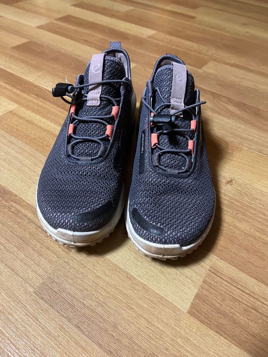 Трекінгові кросівки Ecco