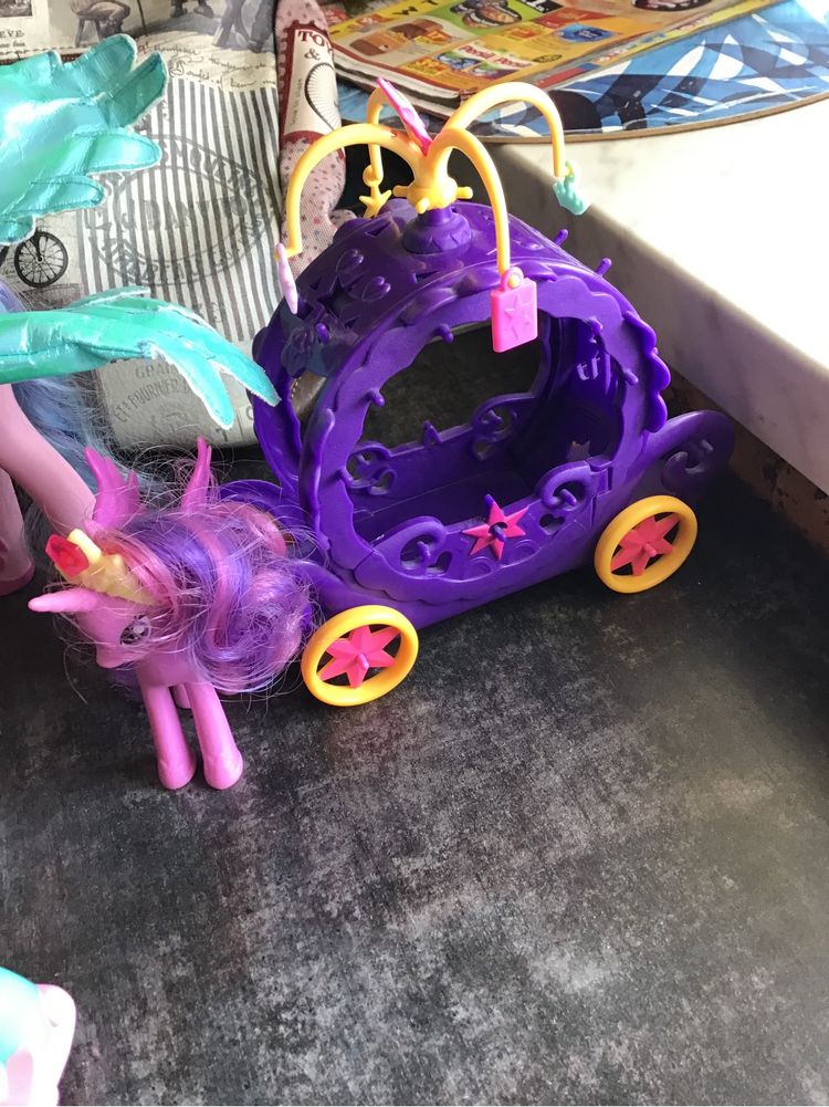 My little pony koniki interaktywne karoca auto tron zestaw