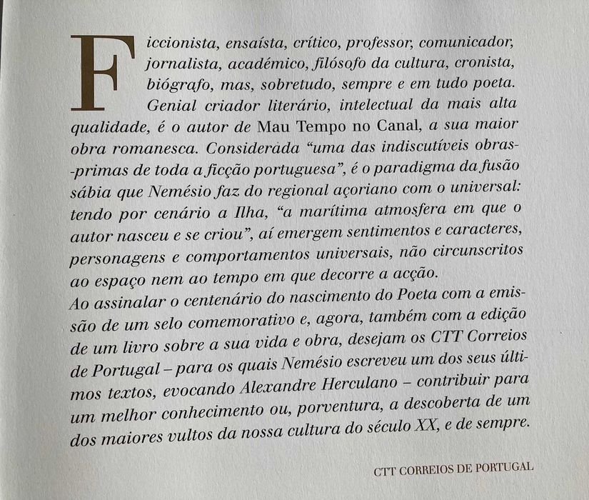 2 livros Filatelia “Sem limite idade" e Portugal em selos 2006