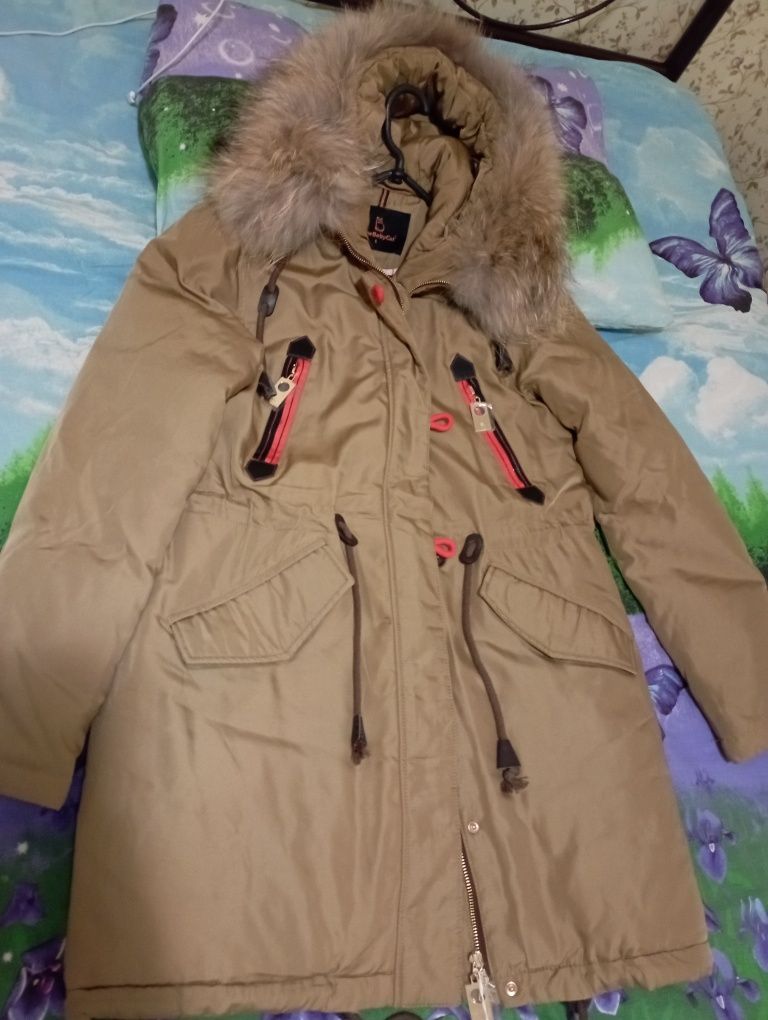 Продам нова парка,куртка,пальто зима ,розмір 42-44