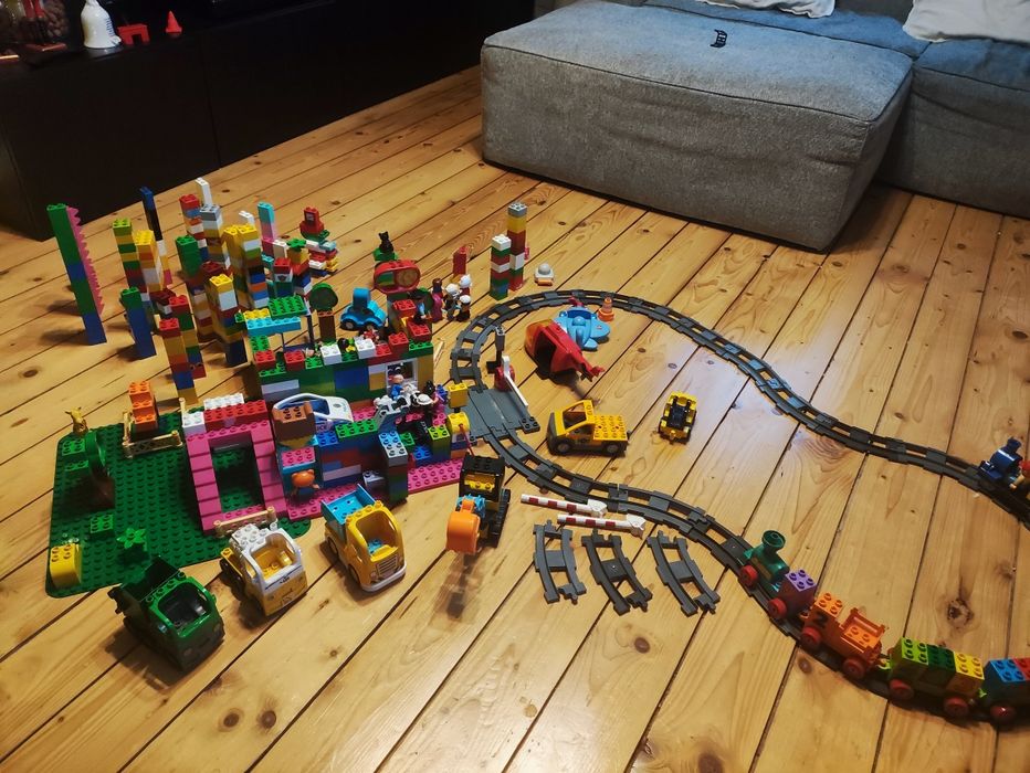 Mega duży zestaw LEGO Duplo tory samochody