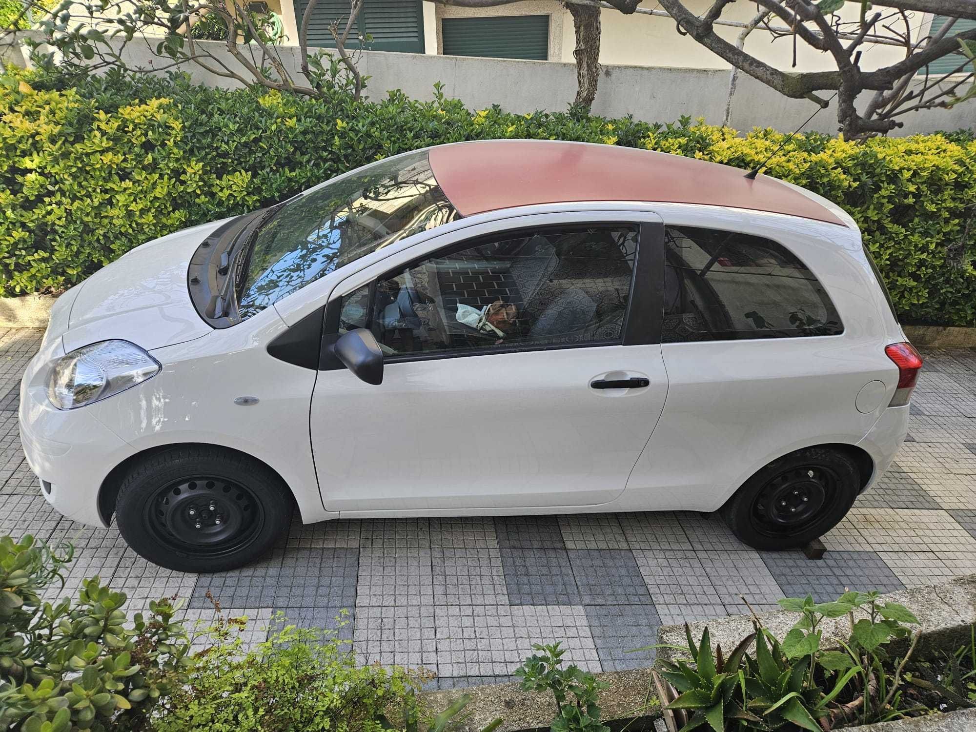YARIS 2 lugares muito bom estado PARTICULAR