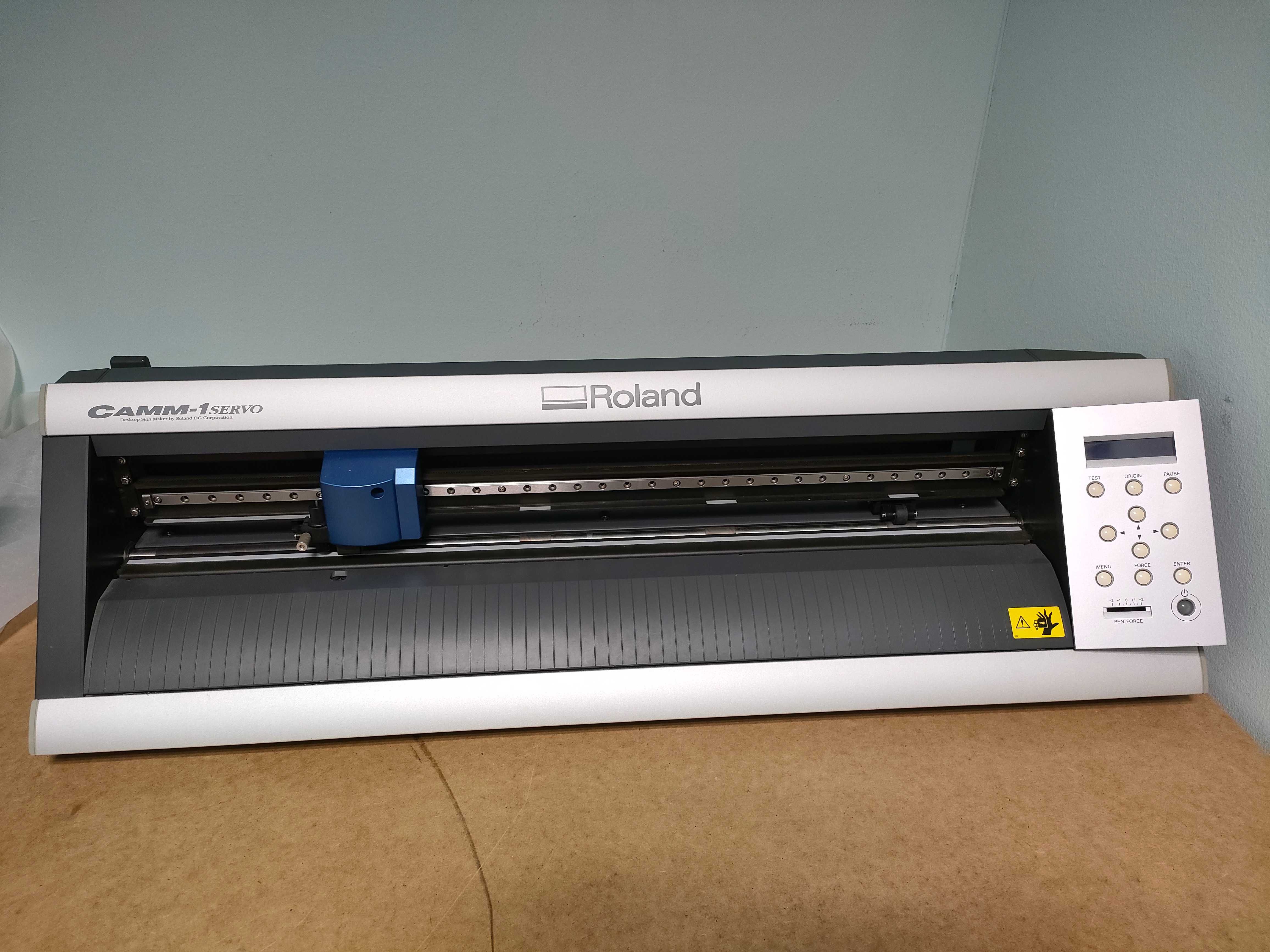 Plotter de corte CAMM-1 GX-24 24"