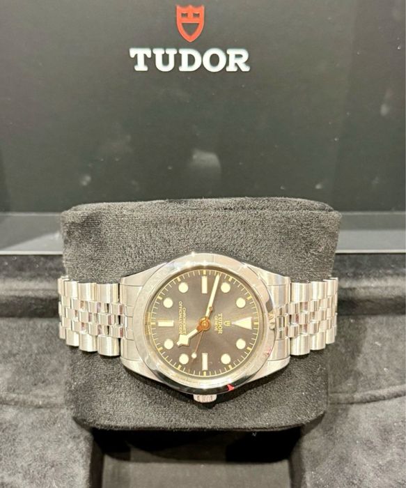 Tudor BlackBay 36