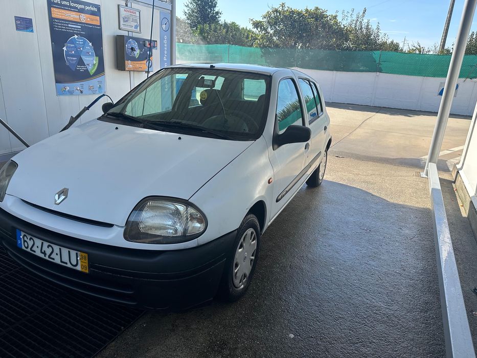 Renault Clio 1.2 Gasolina 1998 – próxima inspeção em setembro de 2026