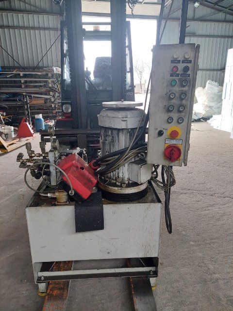 Prasa hydrauliczna wielofunkcyjna