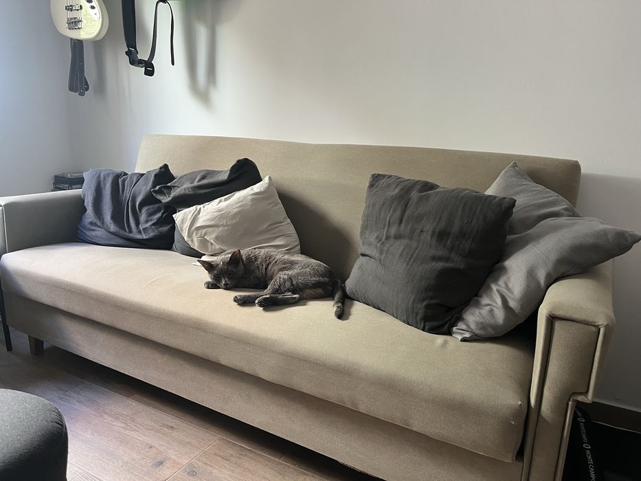 Sofá-cama vintage clic-clac bege