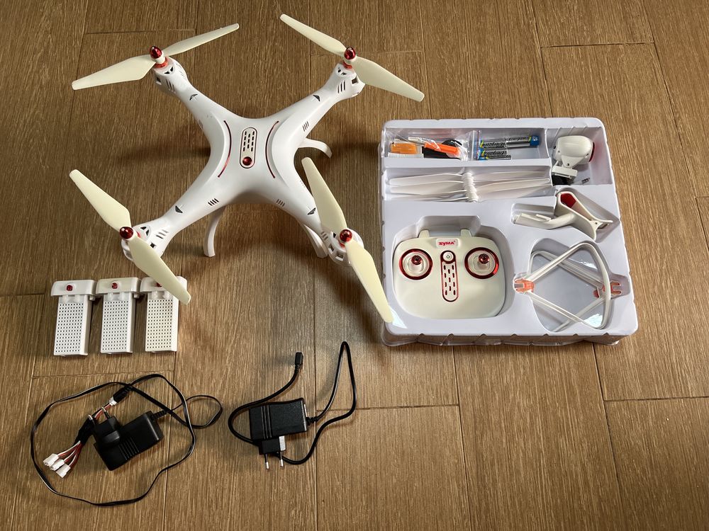 Квадрокоптер Syma X8SW