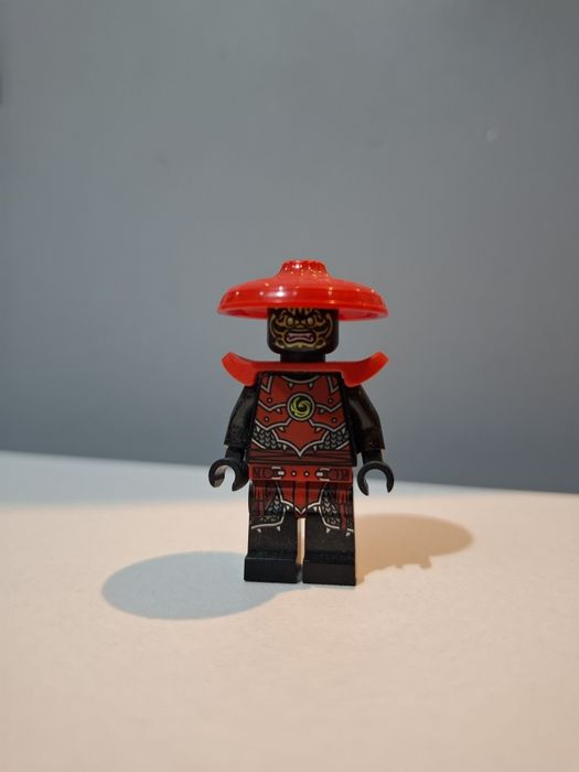 Figurki lego 8szt.