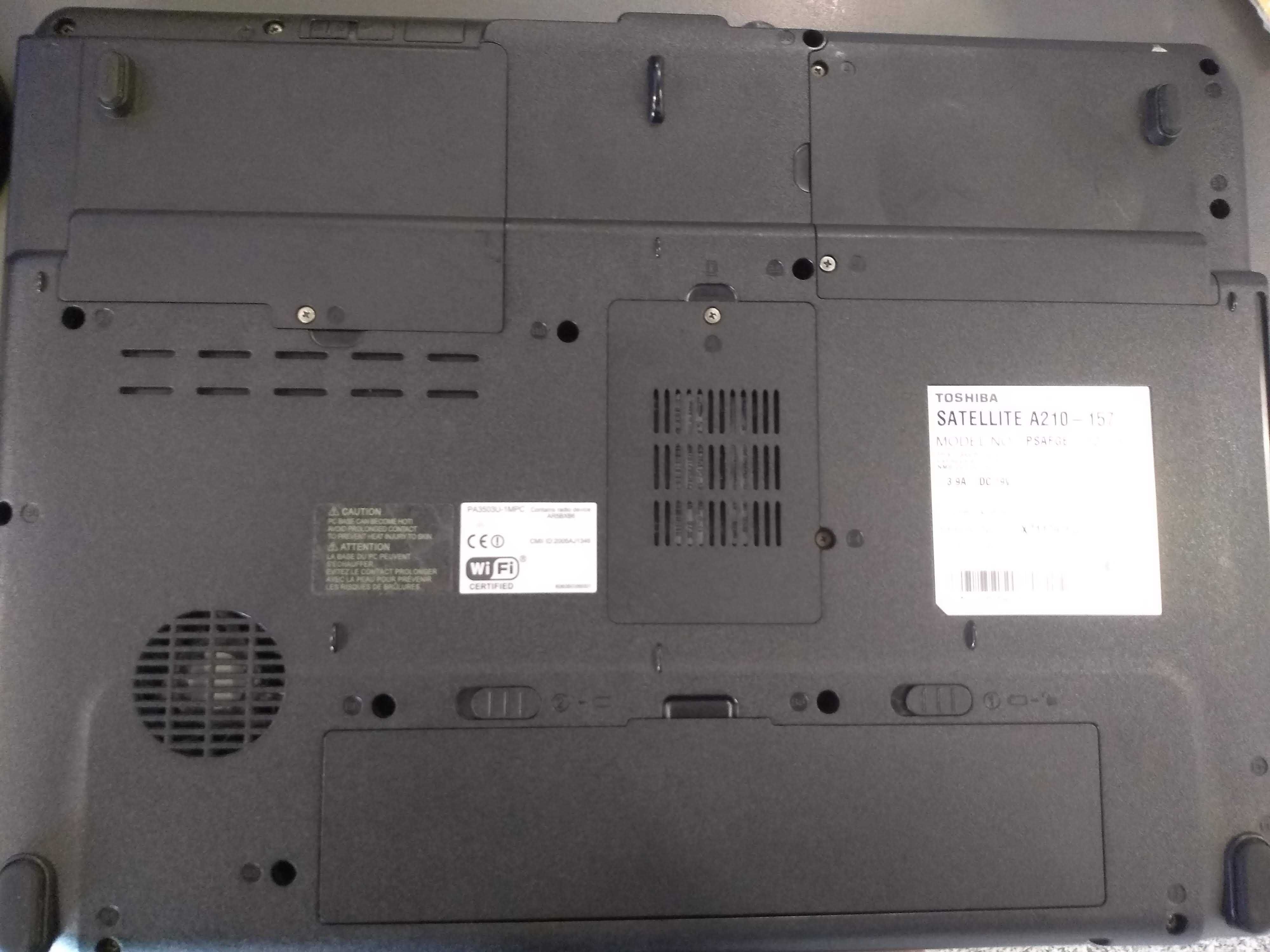 PC Toshiba para peças