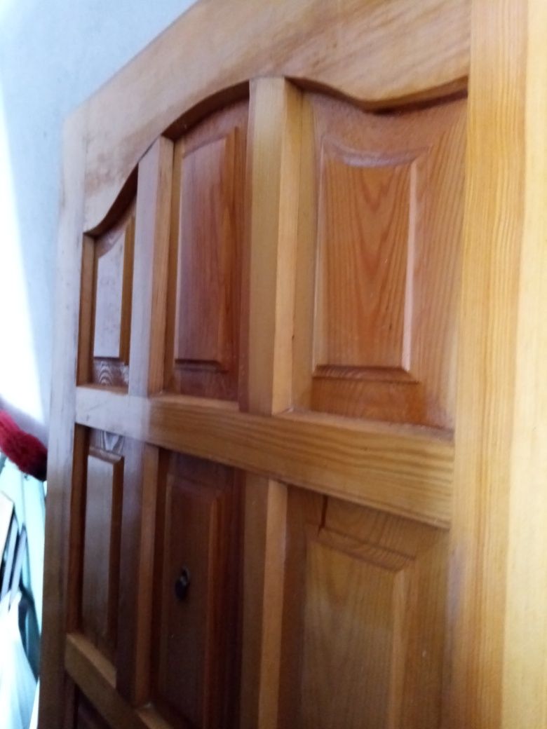 Drzwi drewniane zewnetrzne