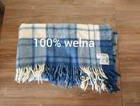 Koc wełniany w kratkę biało niebieski z frędzlami 134 x 126 ciepły