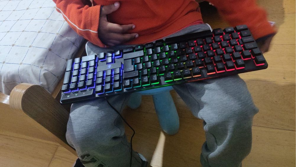 Teclado computador da luz