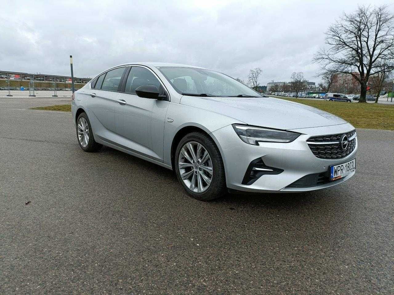 Opel Insignia, Wynajem długoterminowy samochodów, wypożyczalnia aut