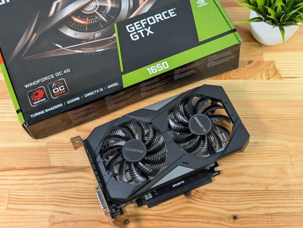 Відеокарта GIGABYTE WINDFORCE GTX 1650 OC 4GB (GDDR6) Гарантія | XPLAY