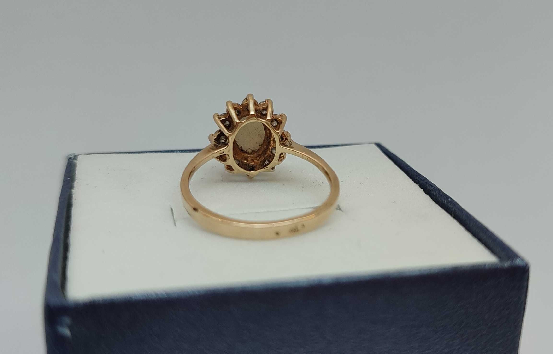 Złoty pierścionek z opalem 2,20 p585 r11 /ST złoto