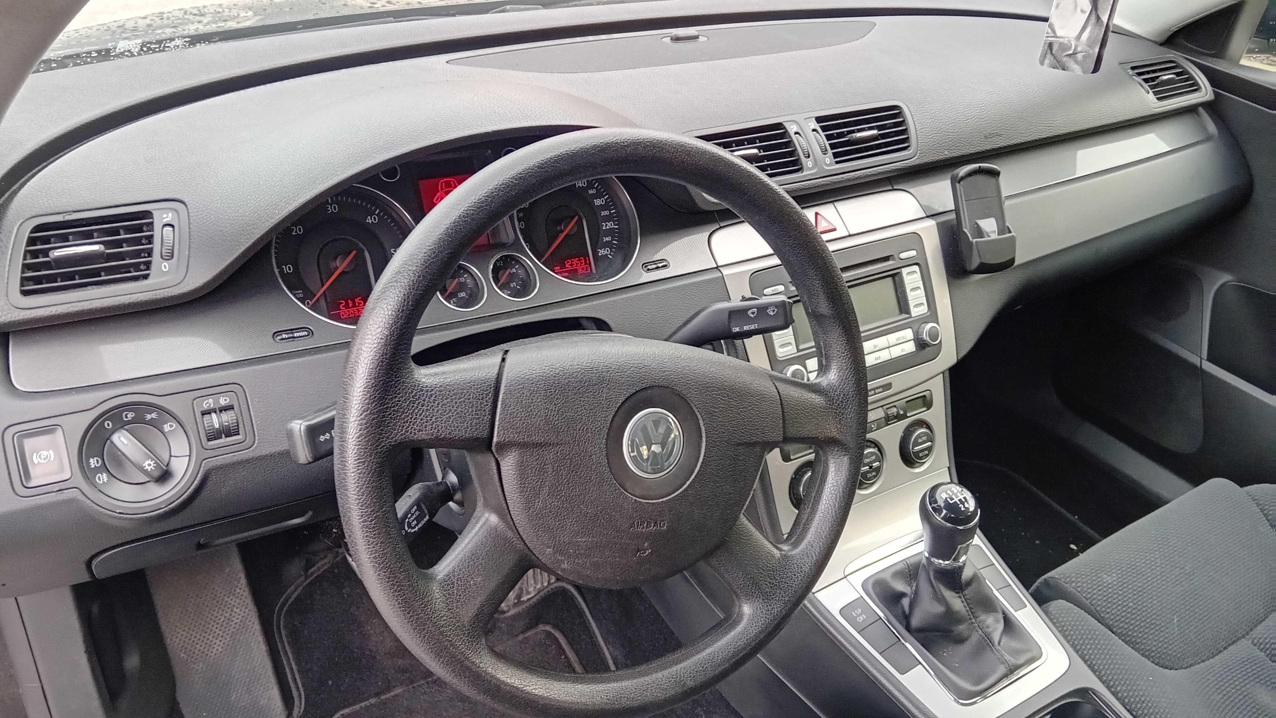 Volkswagen Passat B6 2.0TDI Comfortline