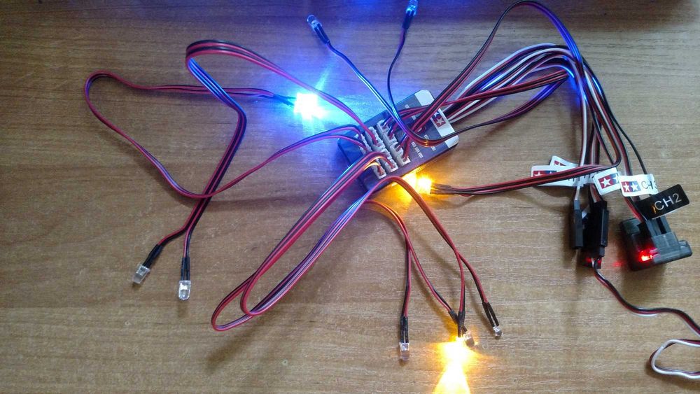 Oświetlenie RC moduł Tamiya 12 LED oświetlenie modelu 1:10 Zestaw Nowy