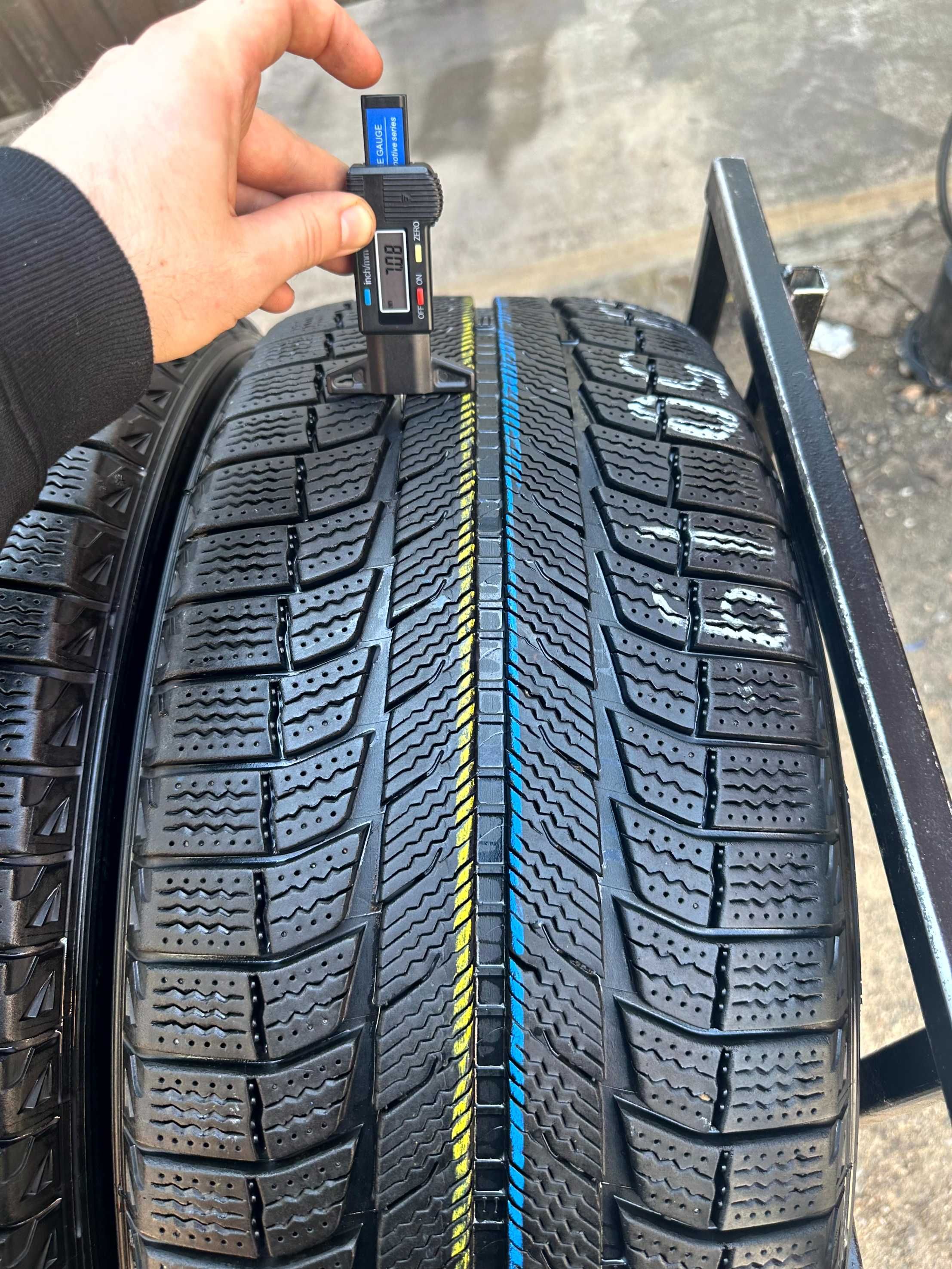 Шины БУ 255 50 R 19 Michelin X ice Резина зима