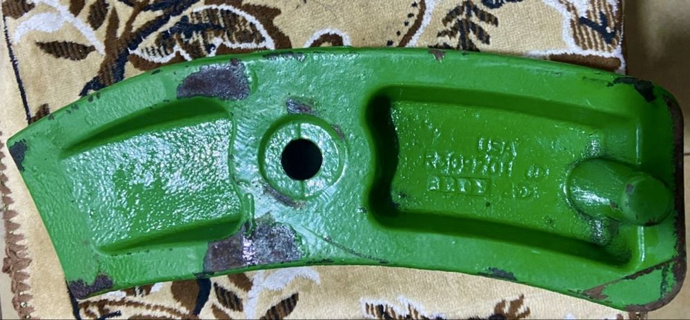 Качающийся блок R309701 (John Deere)