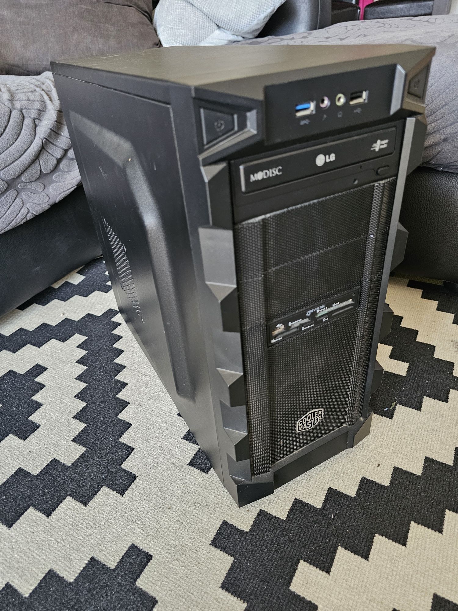 PC Desktop praticamente completo / funcional
