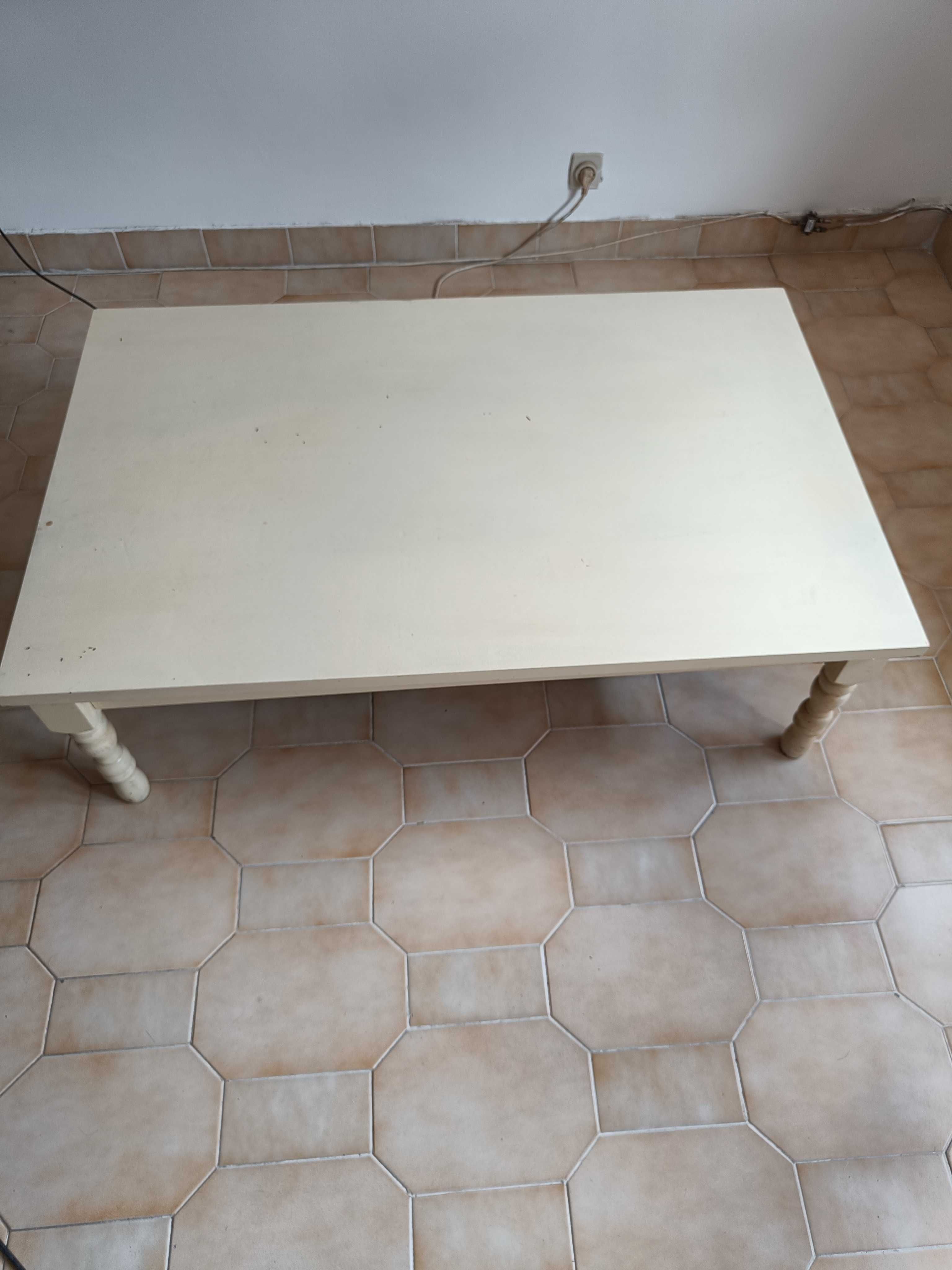 Mesa de apoio Sala - Ofereço