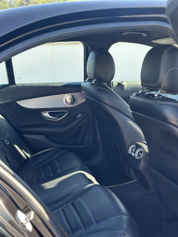 Mercedes-Benz C220 D AMG 7G-Tronic Plus