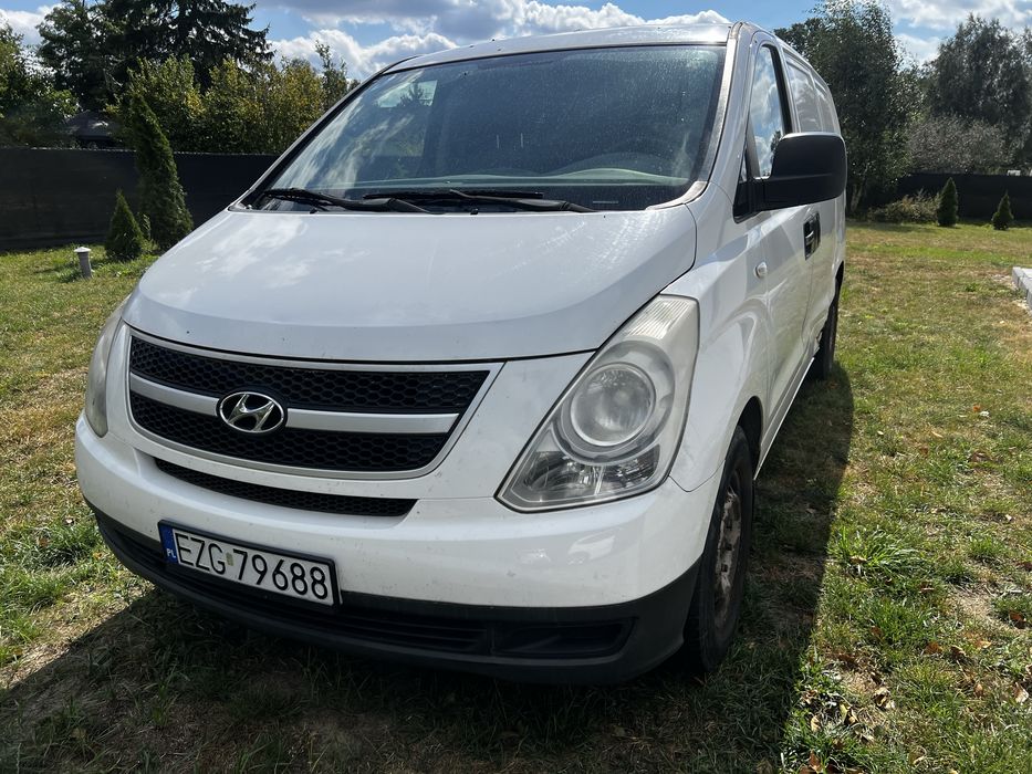 Hyundai H1  2,5 l 170 km