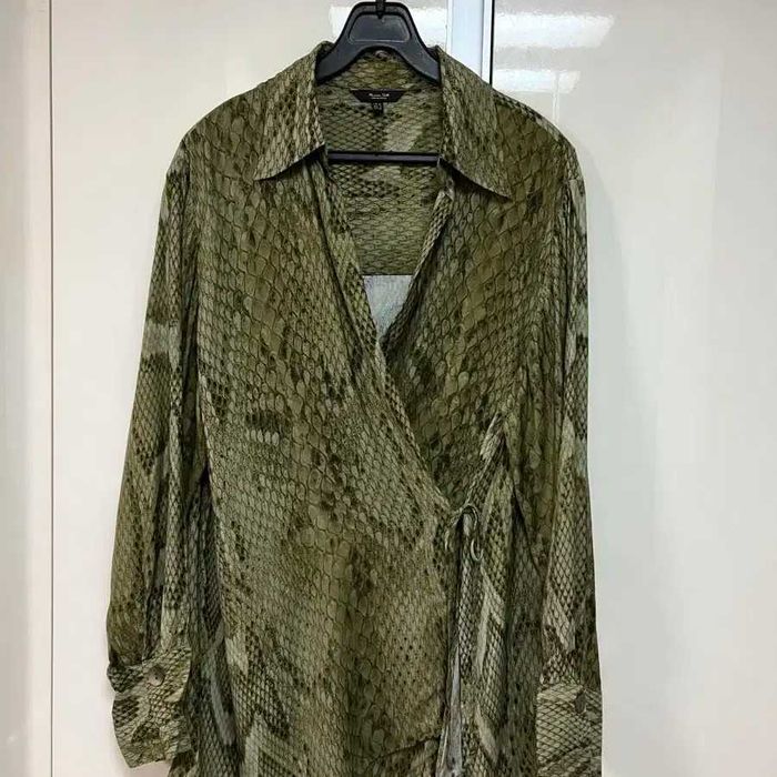 Conjunto Massimo Dutti Verde Estampado Serpente