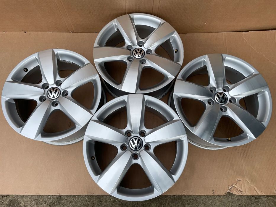 VW TIGUAN ORYGINALNE FELGI ALUMINIOWE 4 7J 17 ET43 5X112 KOMPLET ŁADNE 5N0601025C