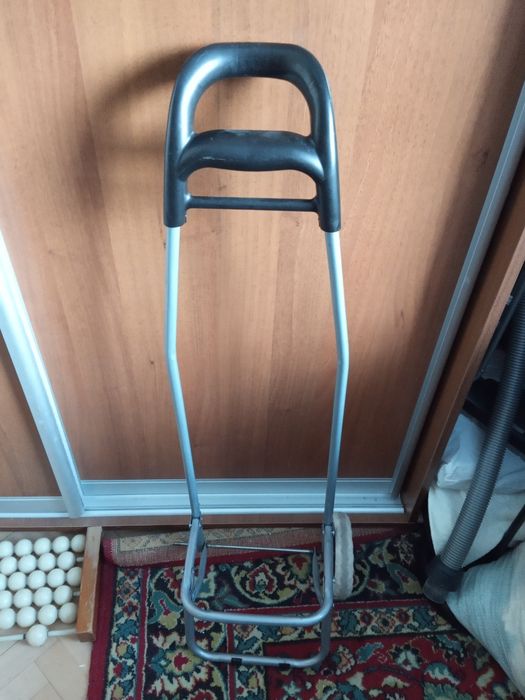 Коляска хозяйственная без колеса,на ремонт и восстановление.Алемений,п