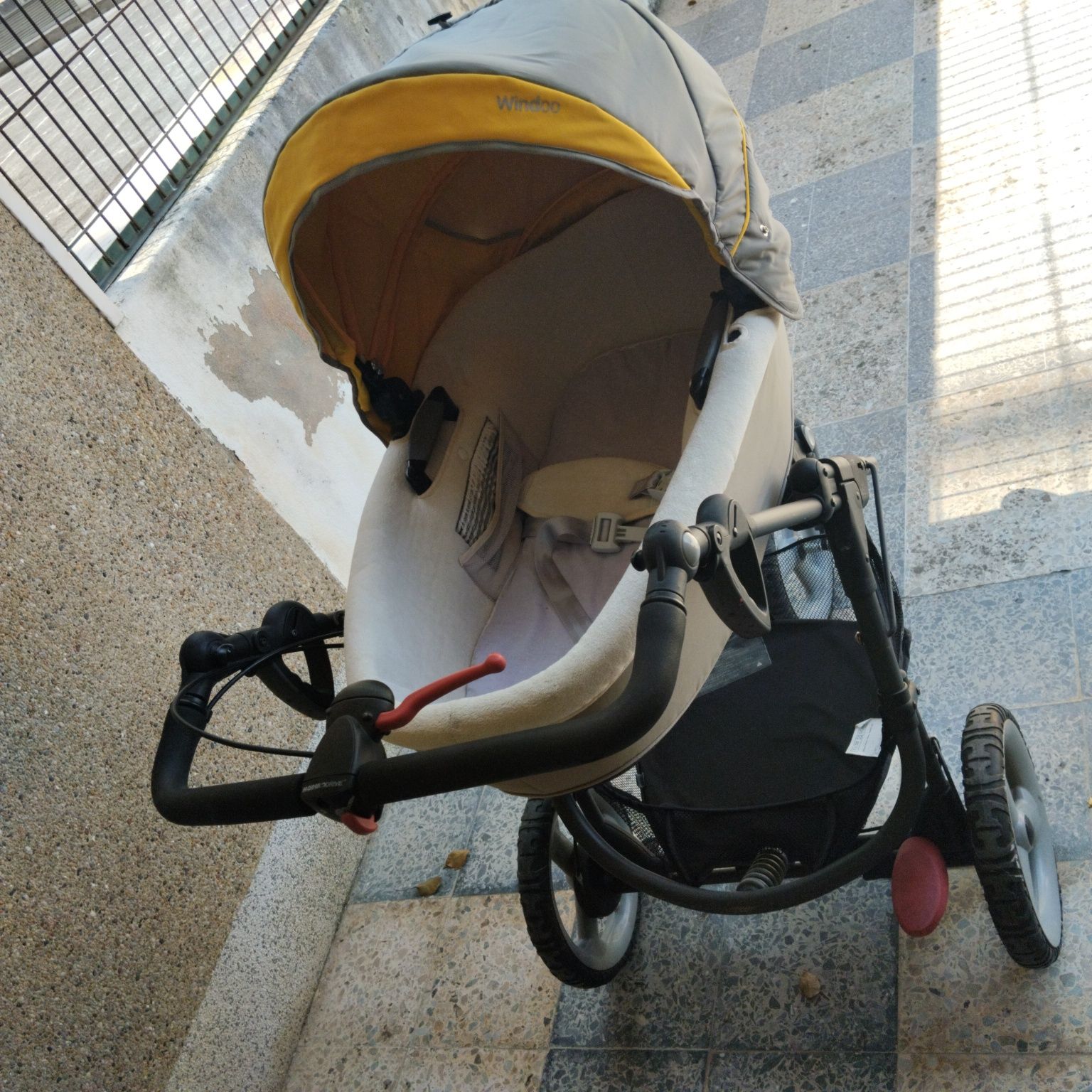 Carrinho de bebê completo