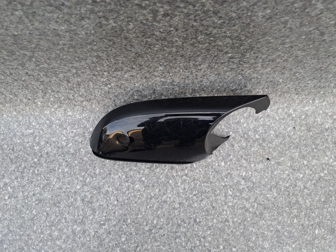 *Obudowa lusterka prawego BMW 1 f20 BMW 3 f30 bardzo ładna