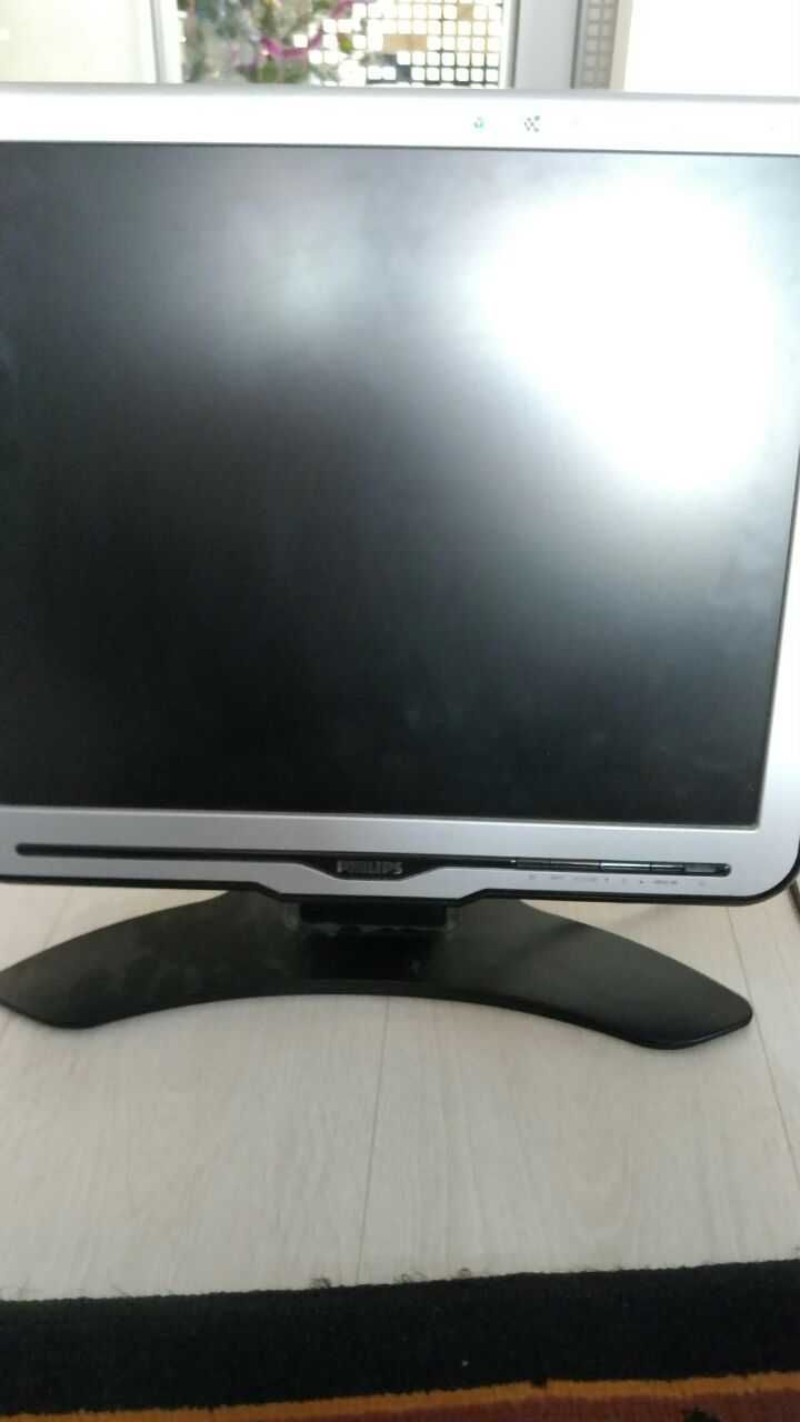 Монитор Philips 190C, 19"