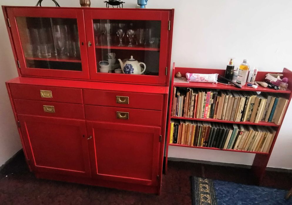 Zestaw mebli PRL, vintage, lata 70-te, lakier czerwony półmat, 5 cz.