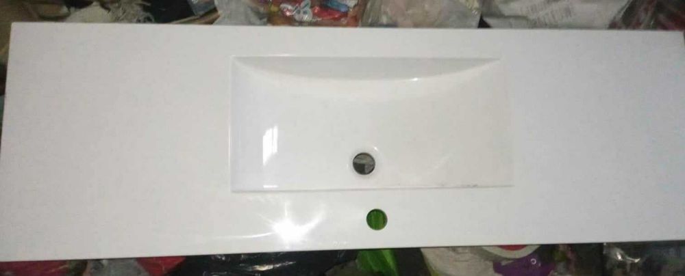 Umywalka łazienkowa 120cm