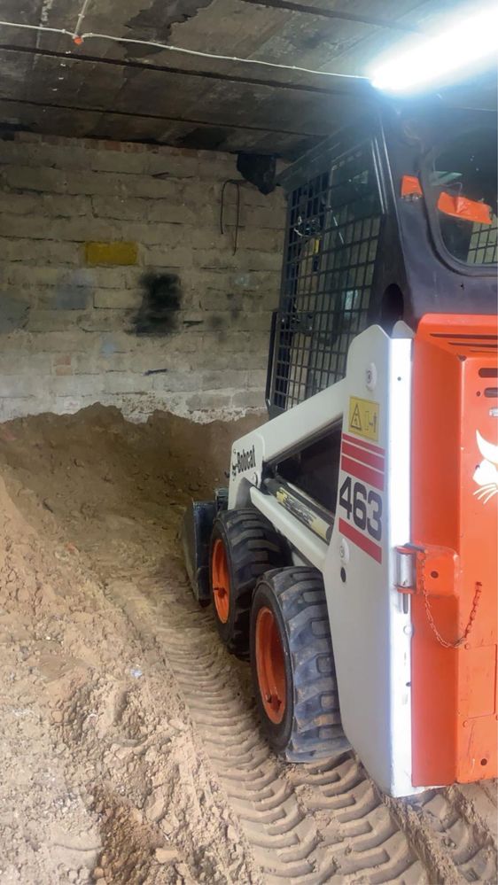 Usługi mini ładowarką- prace ziemne, załadunek, niwelacja terenu.