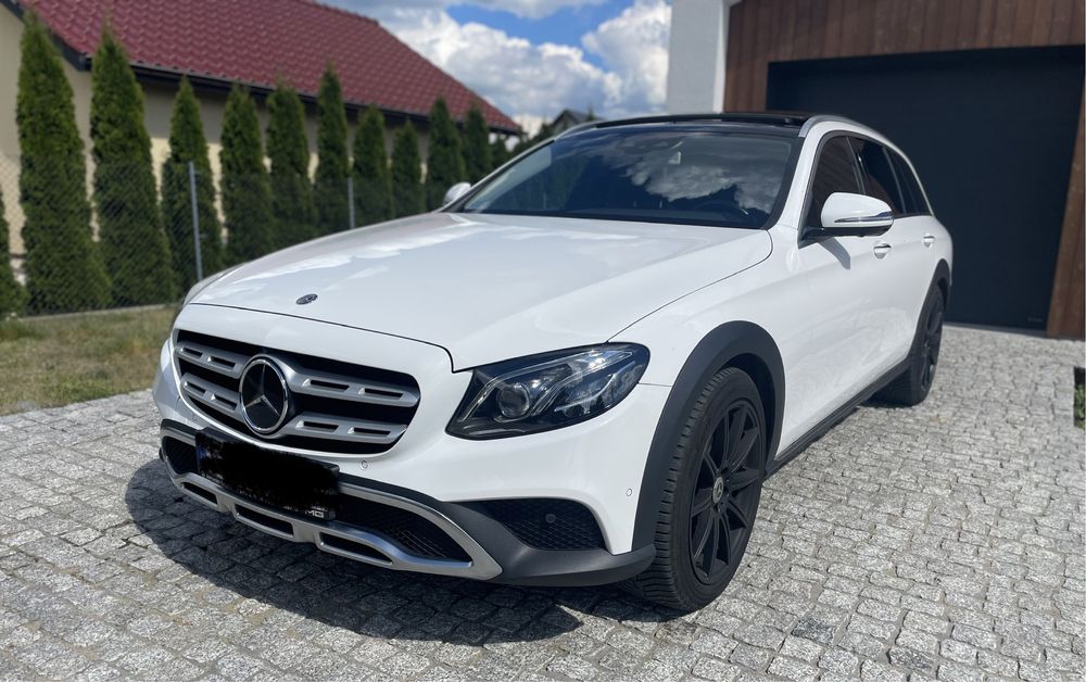 Mercedes (W213) E-klasa all-terrain 2.2 4-MATIC 2018 BEZWYPADKOWY !!!