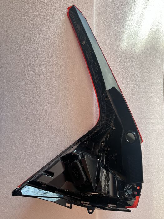 Volvo XC60 2020 Lampa tył prawa