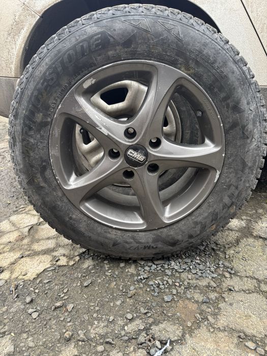 Шини з дисками 215-65-16 зима