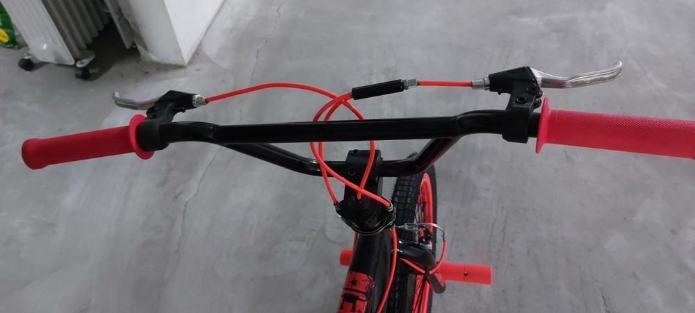Bicicleta BMX Aro 20"